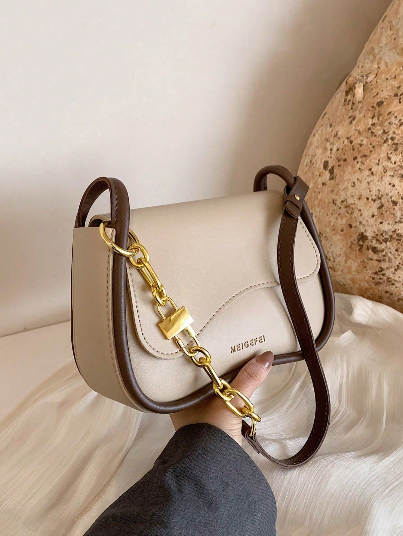 SHEIN حقيبة كتف وكروس بودي قابلة للتحويل للنساء 2025