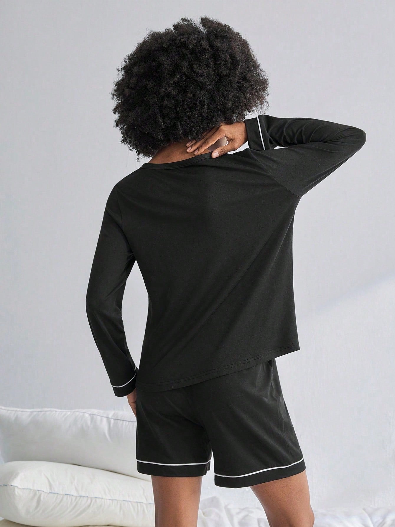 SHEIN BloomMama طقم بيجامة نسائية طويلة الأكمام بحواف دانتيل وأزرار