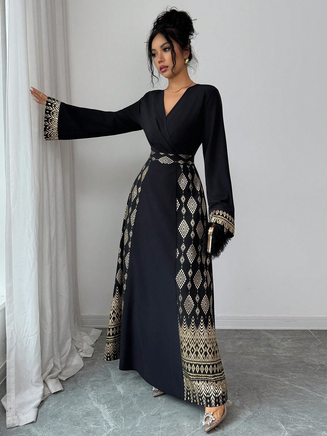 SHEIN Rafferiza فستان ماكسي شيفون بياقة مربعة وأكمام طويلة