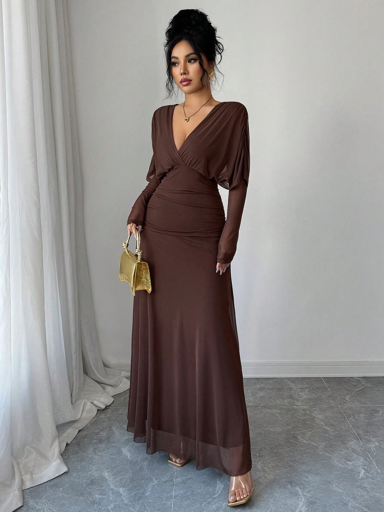 SHEIN Elenzga فستان ماكسي بأكمام طويلة بخصر مجمع بلون بني