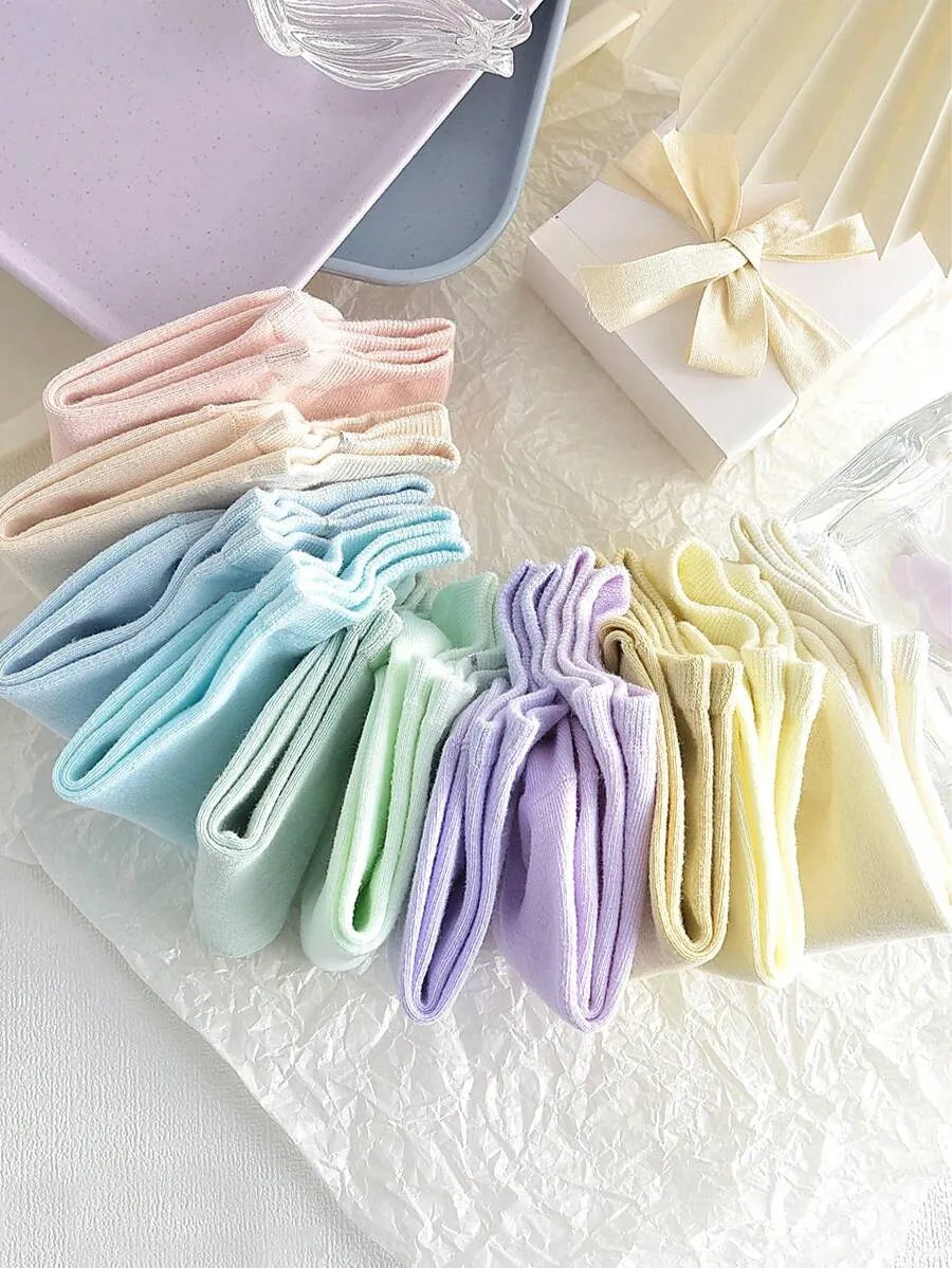 SHEIN جوارب قصيرة نسائية سادة ومتعدد الألوان