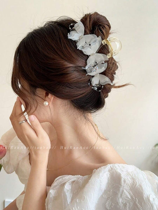 SHEIN مشبك شعر فراشة