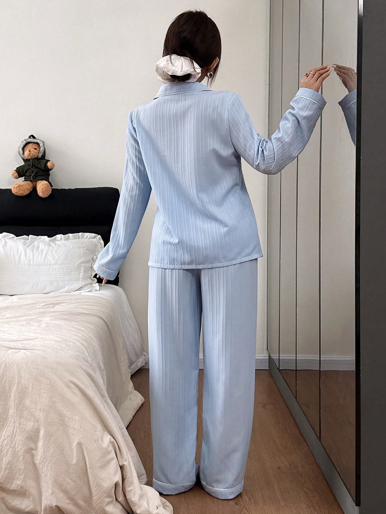 SHEIN Snug Zone طقم بيجامة نسائي علوية بأكمام طويلة وبنطلون مريح