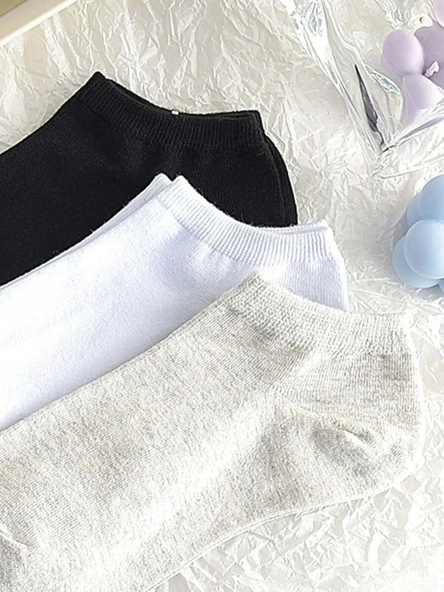 SHEIN جوارب قصيرة نسائية سادة ومتعدد الألوان