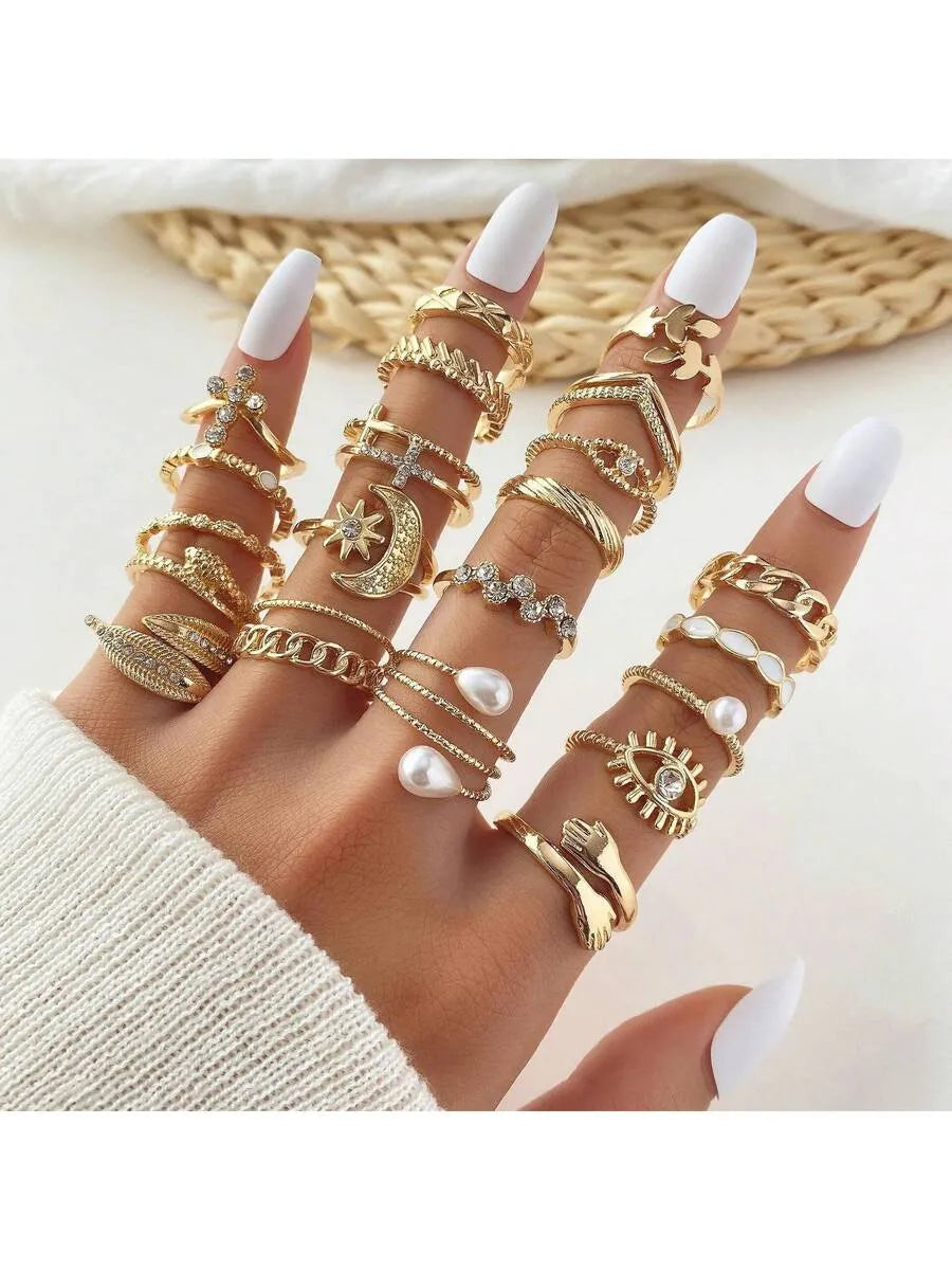 SHEIN مجموعة 23 قطعة خواتم نسائية بتصميم أذن القمح والخرز واللؤلؤ بلون ذهبي
