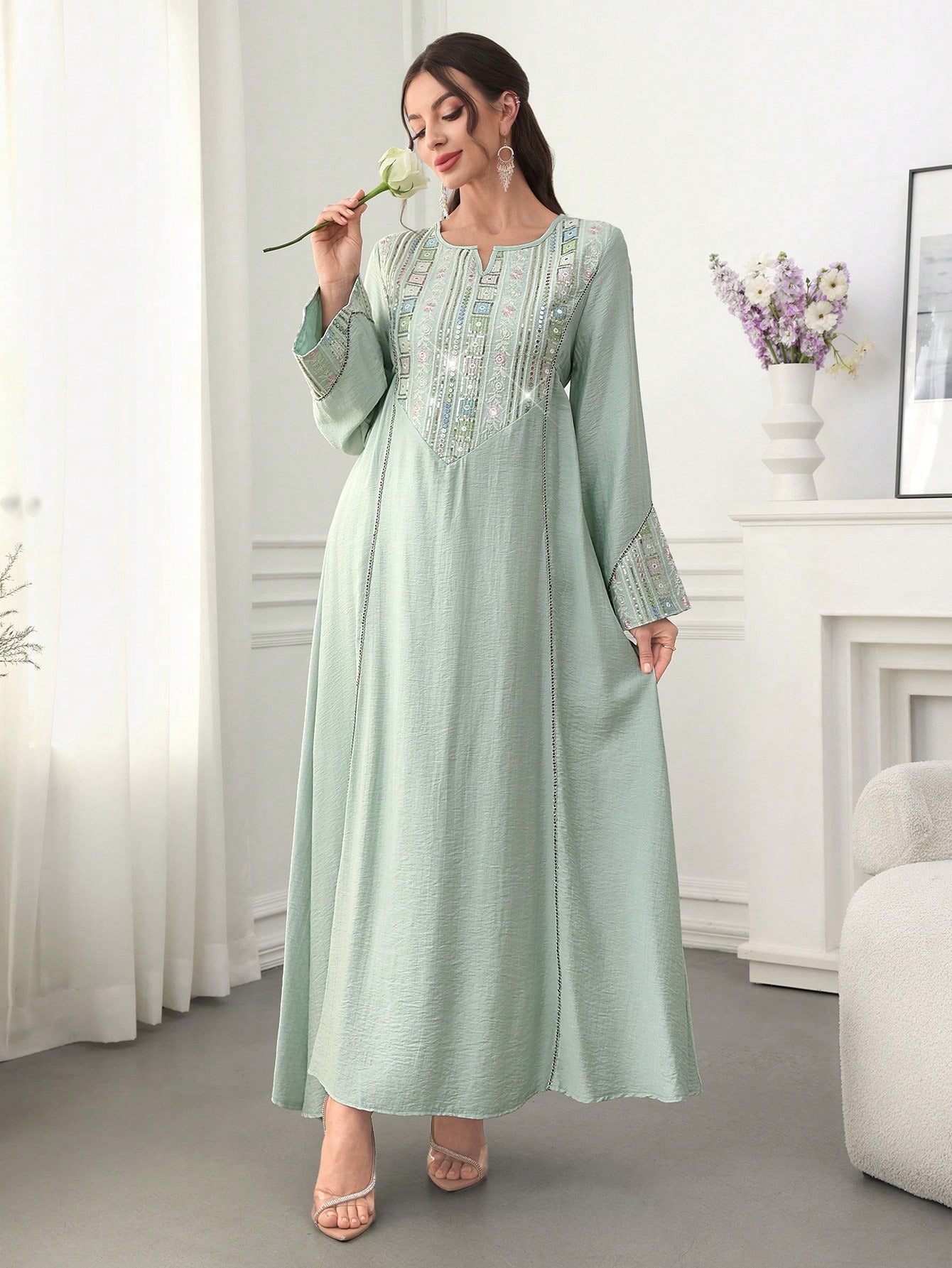 SHEIN Al Najma فستان عربي طويل بأكمام واسعة وياقة دائرية