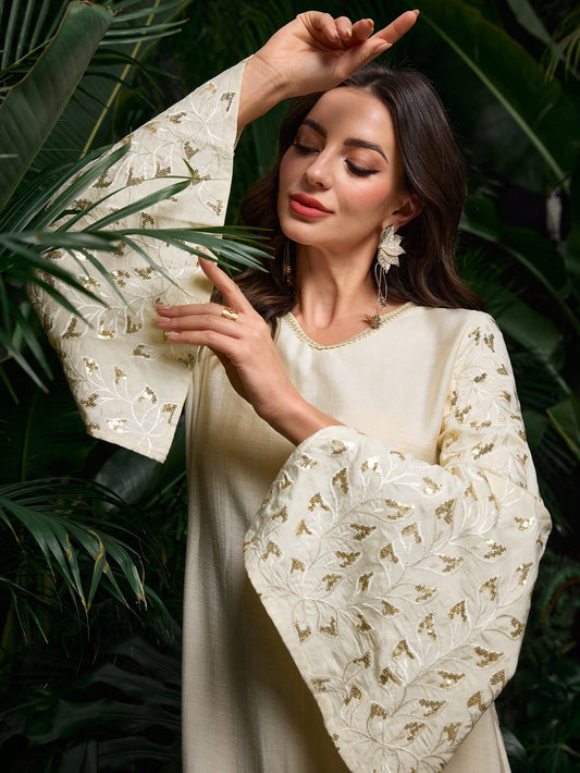 SHEIN Al Najma فستان رقبة V فضفاض بتطريز عربي أنيق