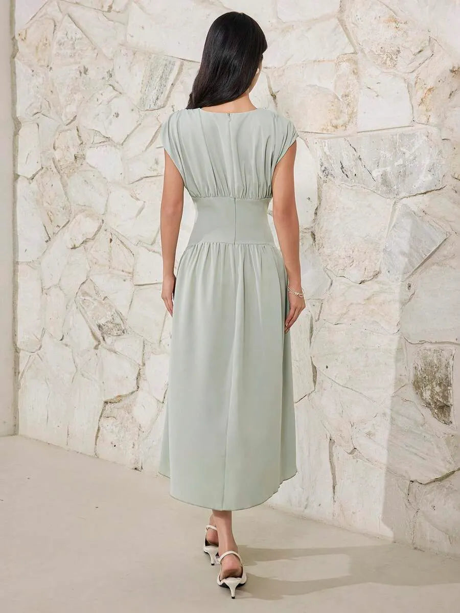 SHEIN Heiryn فستان أنيق بتجعيد وتحديد خصر