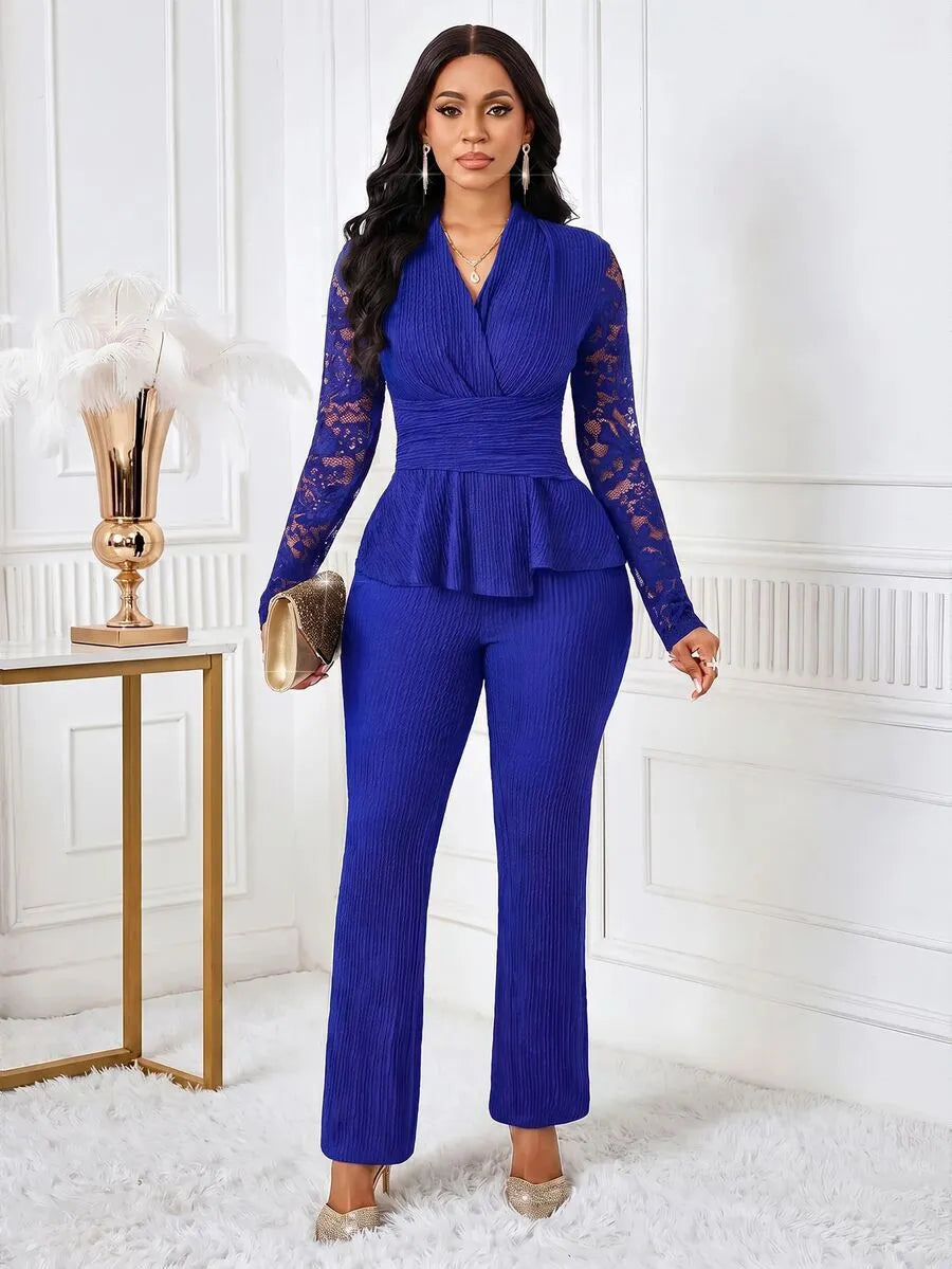 SHEIN Lady طقم نسائي قطعتين بلوزة وبنطال بتفاصيل دانتيل بلون أزرق غامق
