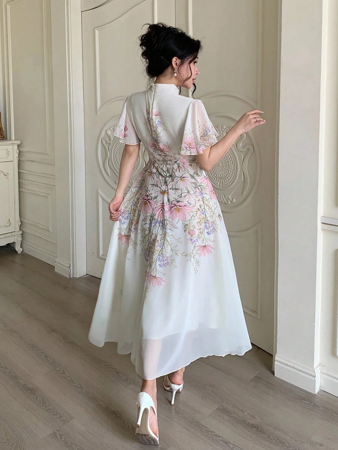 SHEIN Modelyn فستان نسائي مطبوع بخصر مربوط