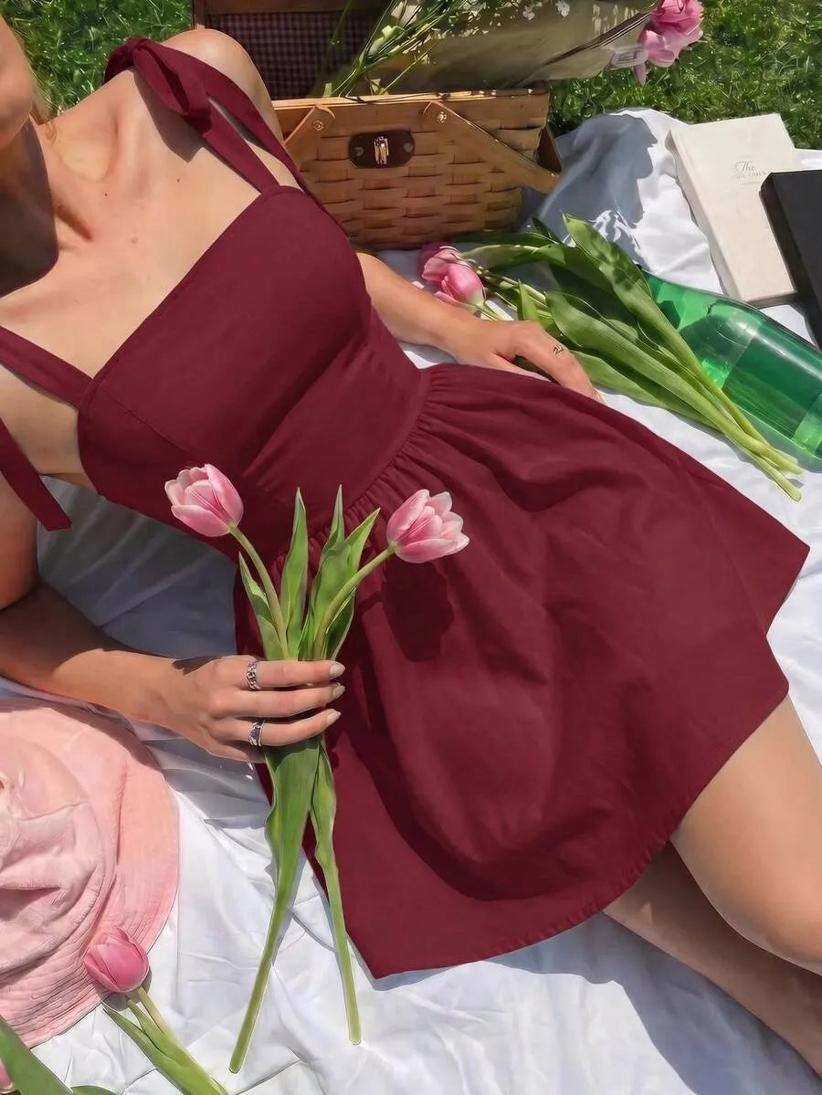 SHEIN MOD فستان كامي نسائي بظهر مفتوح ورباط رقبة بلون عنابي