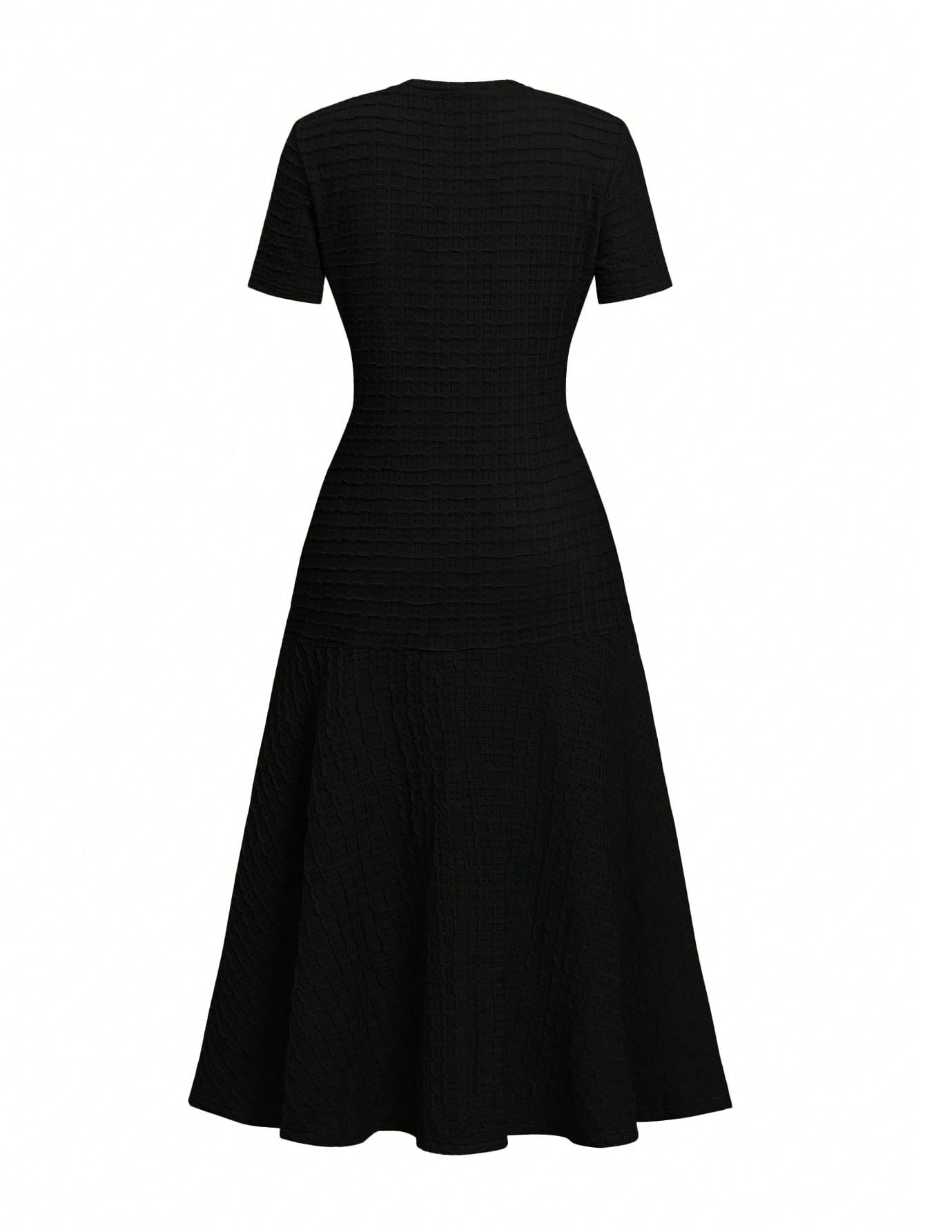 SHEIN فستان ربيعي بياقة مستديرة وأكمام قصيرة مزين بأزرار وجيوب