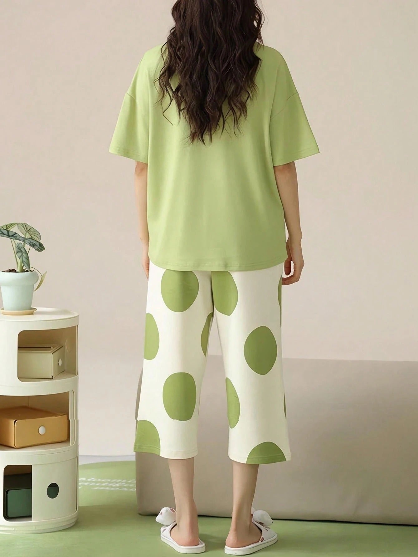 SHEIN AICJ طقم بيجامة نسائي بطبعة قطة وحروف