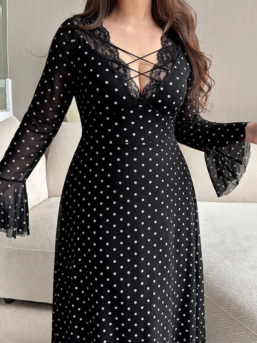SHEIN Vibekara فستان نسائي ماكسي بياقة عميقة ودانتيل وربطة بلون متعدد الألوان