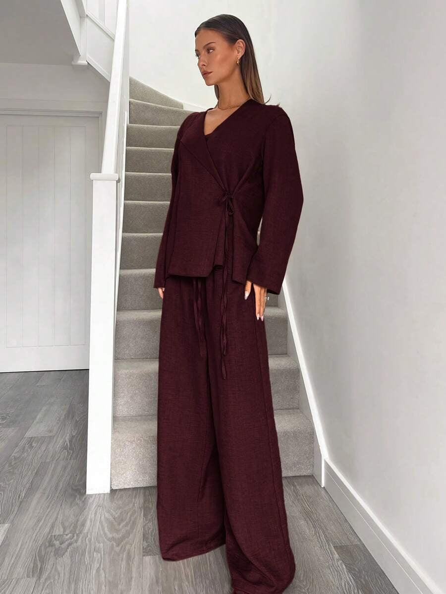 SHEIN Siren Gaze طقم عنابي أنيق من قطعين بلوزة بربطة خلفية وبنطلون واسع
