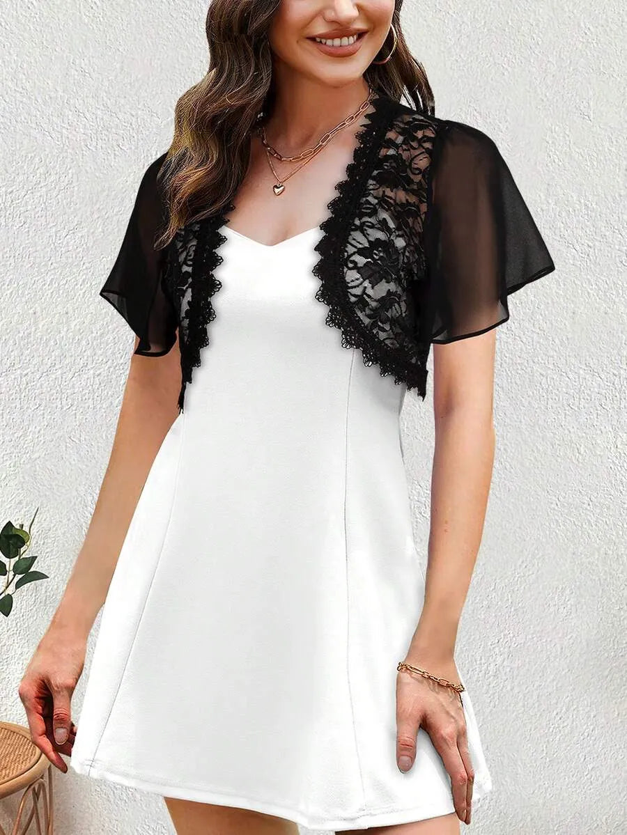 SHEIN Yukiwi كارديجان قصير دانتيل أسود