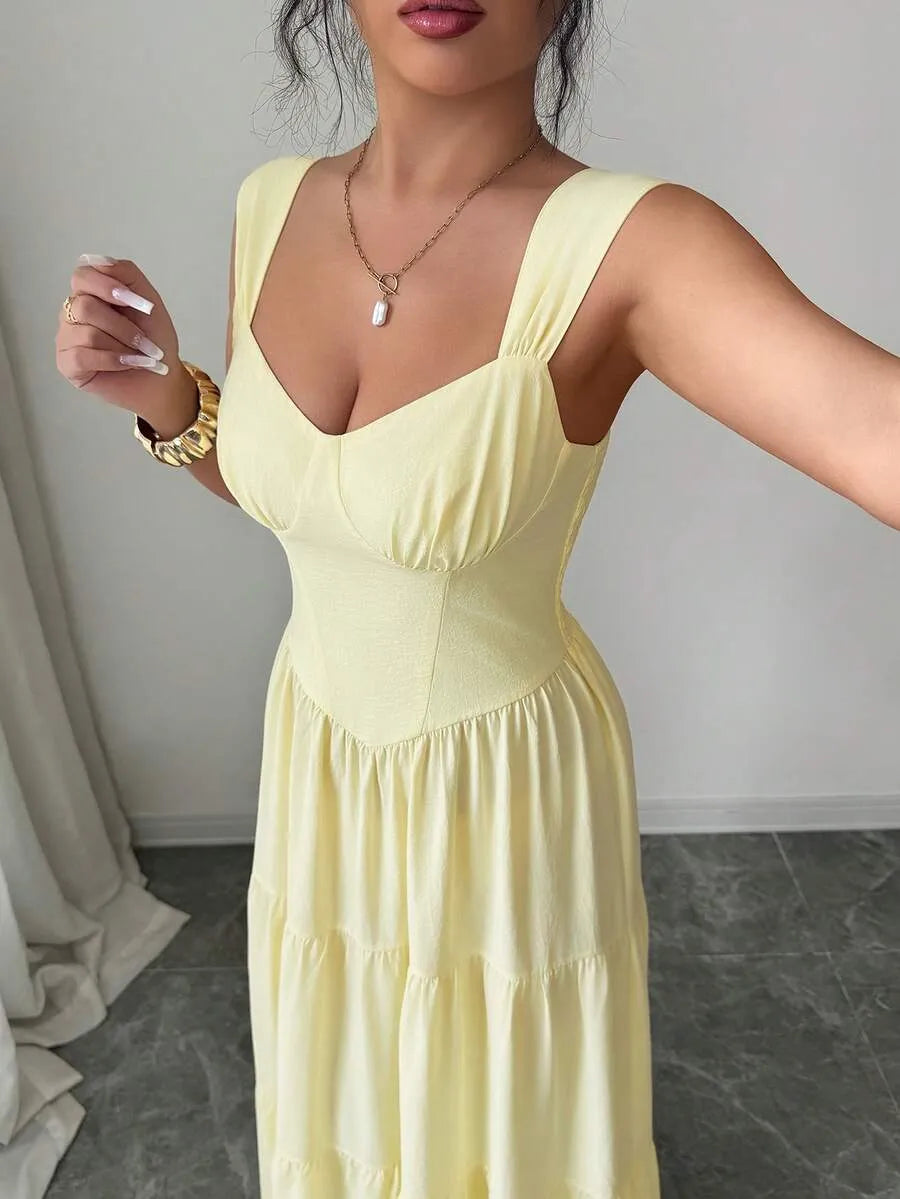 SHEIN Elenzga فستان طويل أصفر بياقة مربعة وحمالات عريضة وطبقات مكشكشة