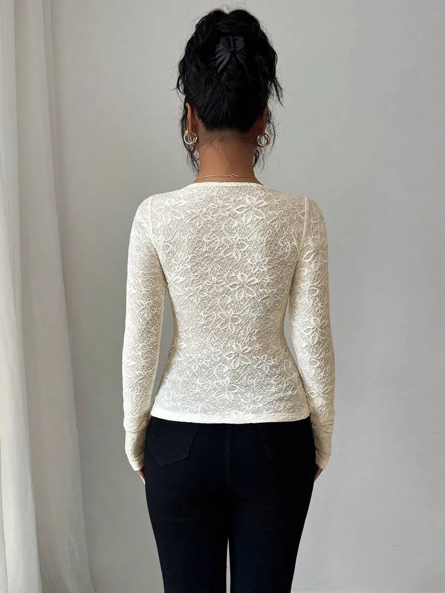 SHEIN Unity تي شيرت نسائي ضيق بأزرار أمامية ونقشة زهور بلون أبيض