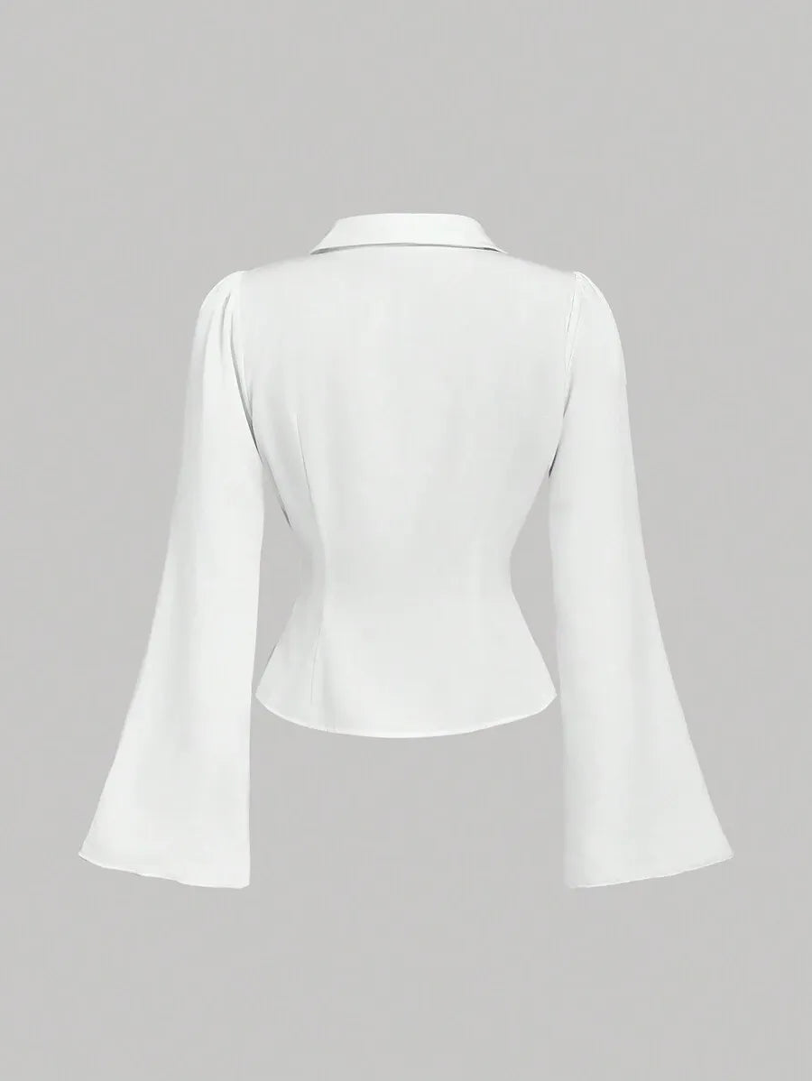 SHEIN MOD بلوزة نسائية بياقة وأكمام طويلة واسعة مكشكشة وأزرار أمامية بلون أبيض