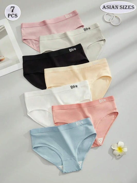 SHEIN سراويل داخلية نسائية من 4 قطع بخصر متوسط وطبعة حروف ومتعدد الألوان