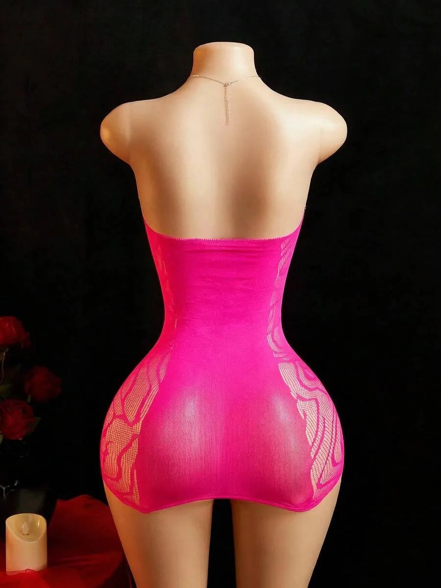 SHEIN ChaseTheNight فستان نوم دانتيل قصير بدون حمالات وبدون أكمام بلون روز أحمر