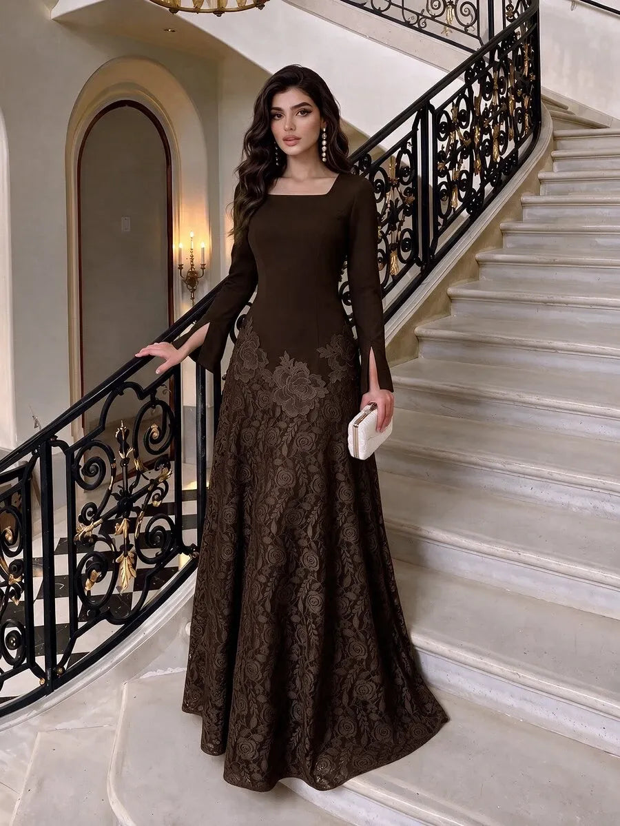 SHEIN NOVVYNE فستان محبوك طويل بياقة مربعة وخصر محدد وحافة دانتيل بلون بني