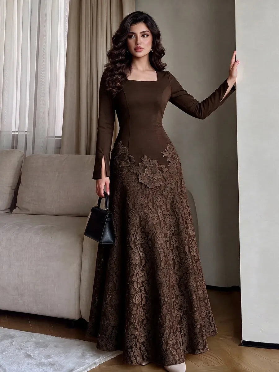 SHEIN NOVVYNE فستان محبوك طويل بياقة مربعة وخصر محدد وحافة دانتيل بلون بني