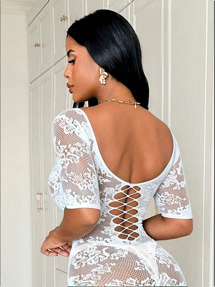 SHEIN ChaseTheNight بودي ستوكينغ نسائي زهري شبه شفاف بلون أبيض