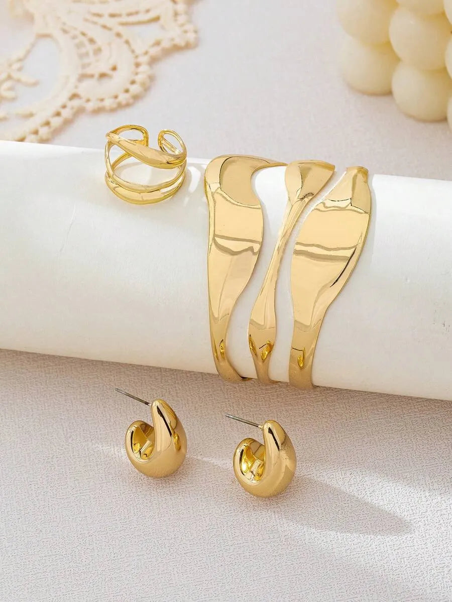 SHEIN طقم مجوهرات نسائي 4 قطع خواتم وأساور وأقراط بتصميم هندسي قطرة ماء مجوفة بلون ذهبي