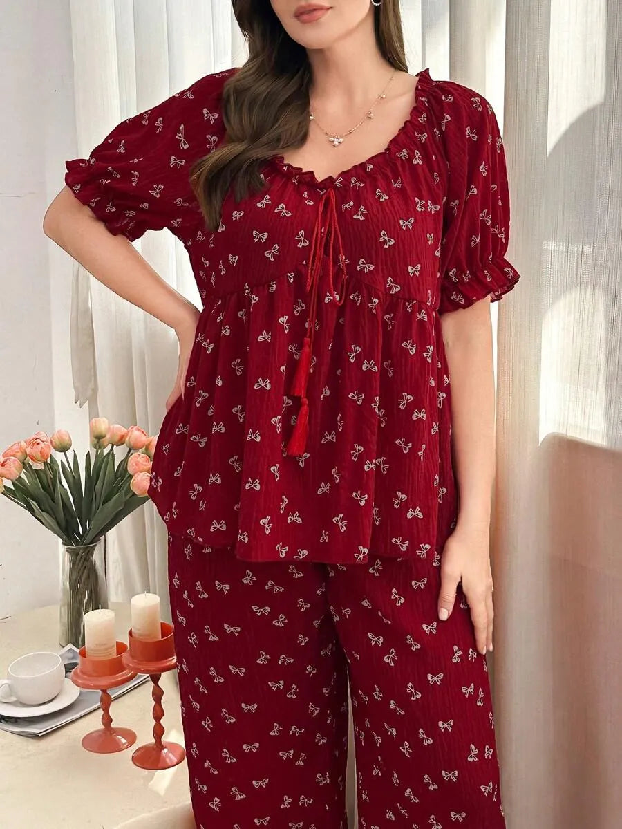 SHEIN CottageSlumber طقم بيجامة نسائي بلون أحمر بنقشة فيونكة وأكمام منتفخة