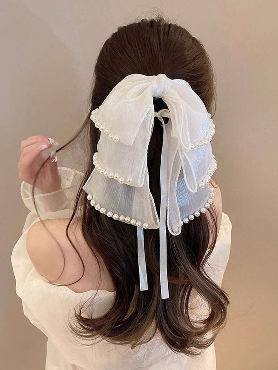 SHEIN مشبك شعر أنثوي وناعم بشكل فراشة مزين بشرائط خفيفة ولمسة لؤلؤ
