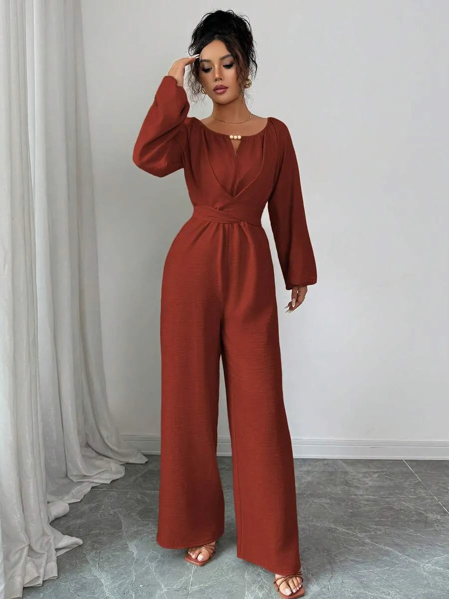 SHEIN Rafferiza جمبسوت نسائي بخرز خشبي وخصر ملتف وساق واسعة بلون أحمر خشبي