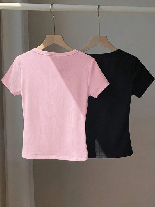 SHEIN Comfortcana طقم 2 قطعة تي شيرت نسائي ضيق بأكمام قصيرة وتطريز بلون وردي