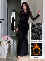 SHEIN Modelyn فستان مخملي طويل بياقة دائرية وتفاصيل دانتيل بلون أسود