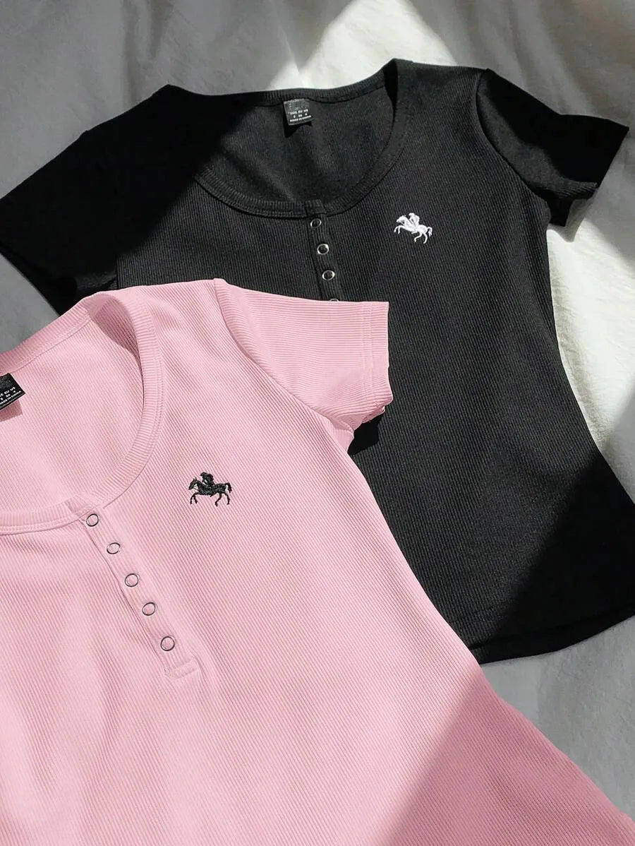 SHEIN Comfortcana طقم 2 قطعة تي شيرت نسائي ضيق بأكمام قصيرة وتطريز بلون وردي