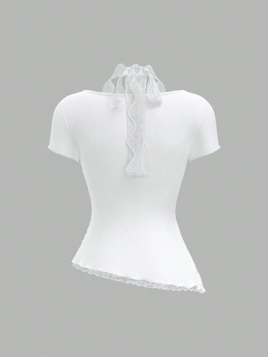 SHEIN MOD تي شيرت نسائي محبوك بحافة غير متماثلة وكشكشة بلون أبيض