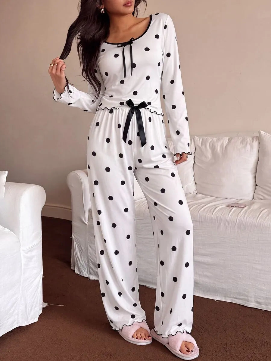 SHEIN Dream Adore طقم بيجامة قطعتين بتوب قصير بأكمام طويلة وطبعة نقاط وفيونكة بلون أبيض
