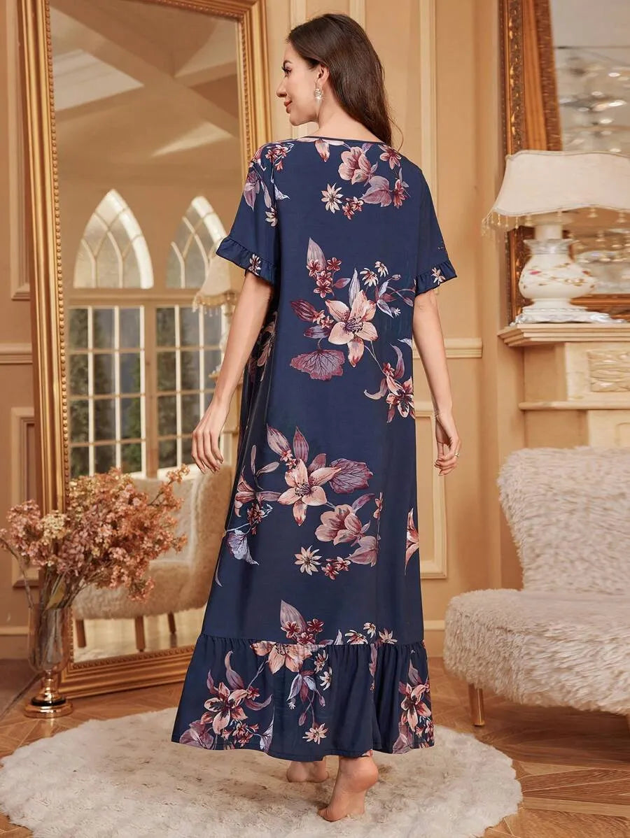 SHEIN فستان نوم طويل بلون متعدد الألوان بنقشة زهور وأكمام قصيرة