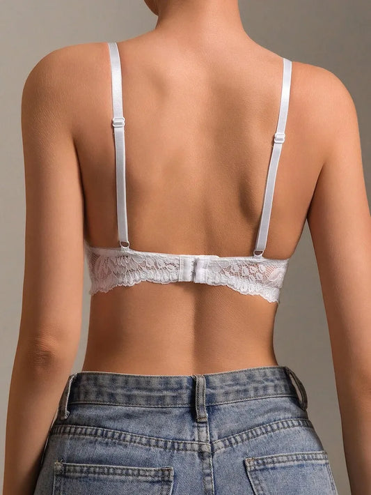 SHEIN حمالة صدر لاسلكية مريحة بحمالات قابلة للتعديل بلون أبيض