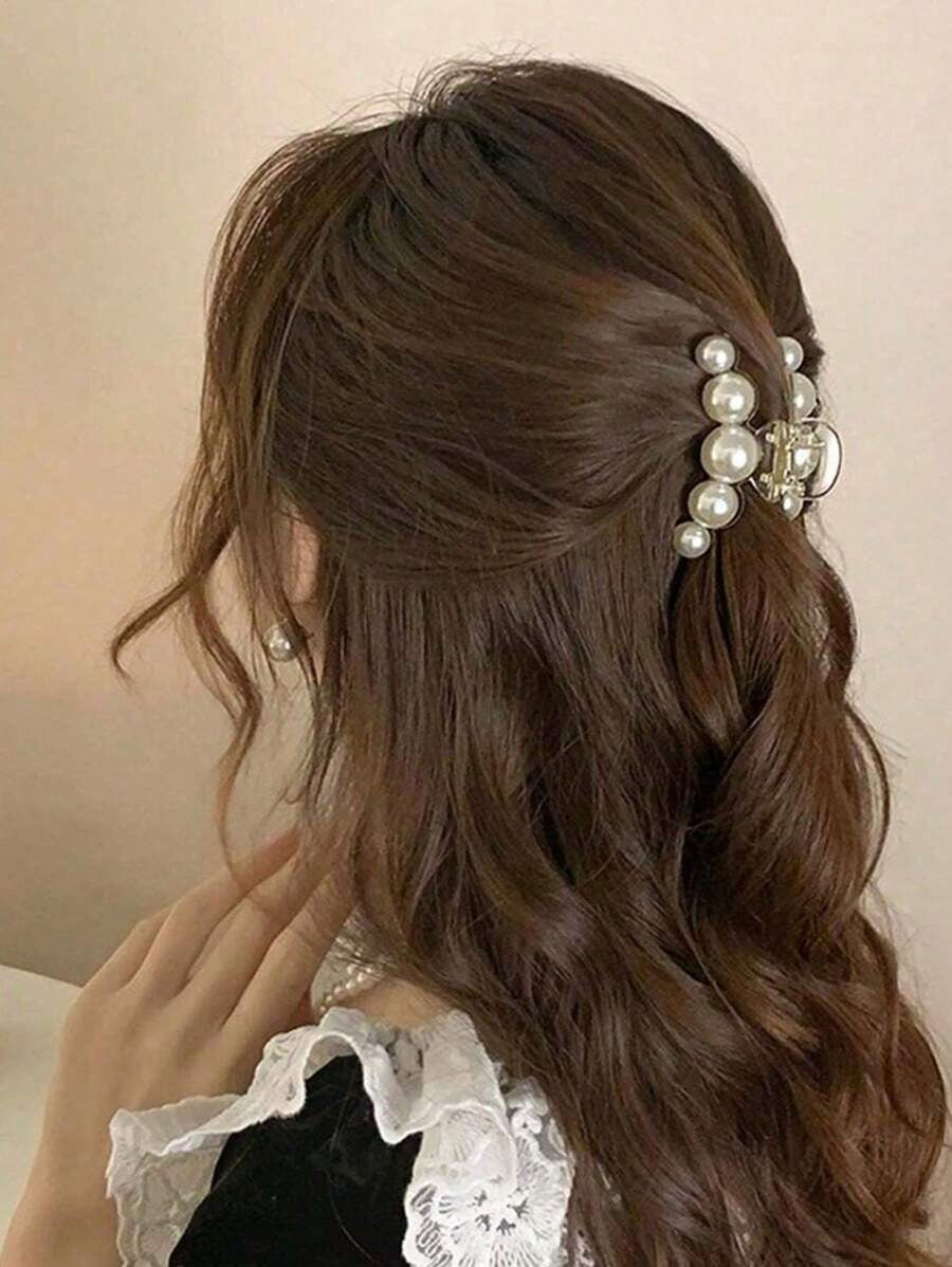 SHEIN مشبك شعر مزين بخرز لؤلؤ