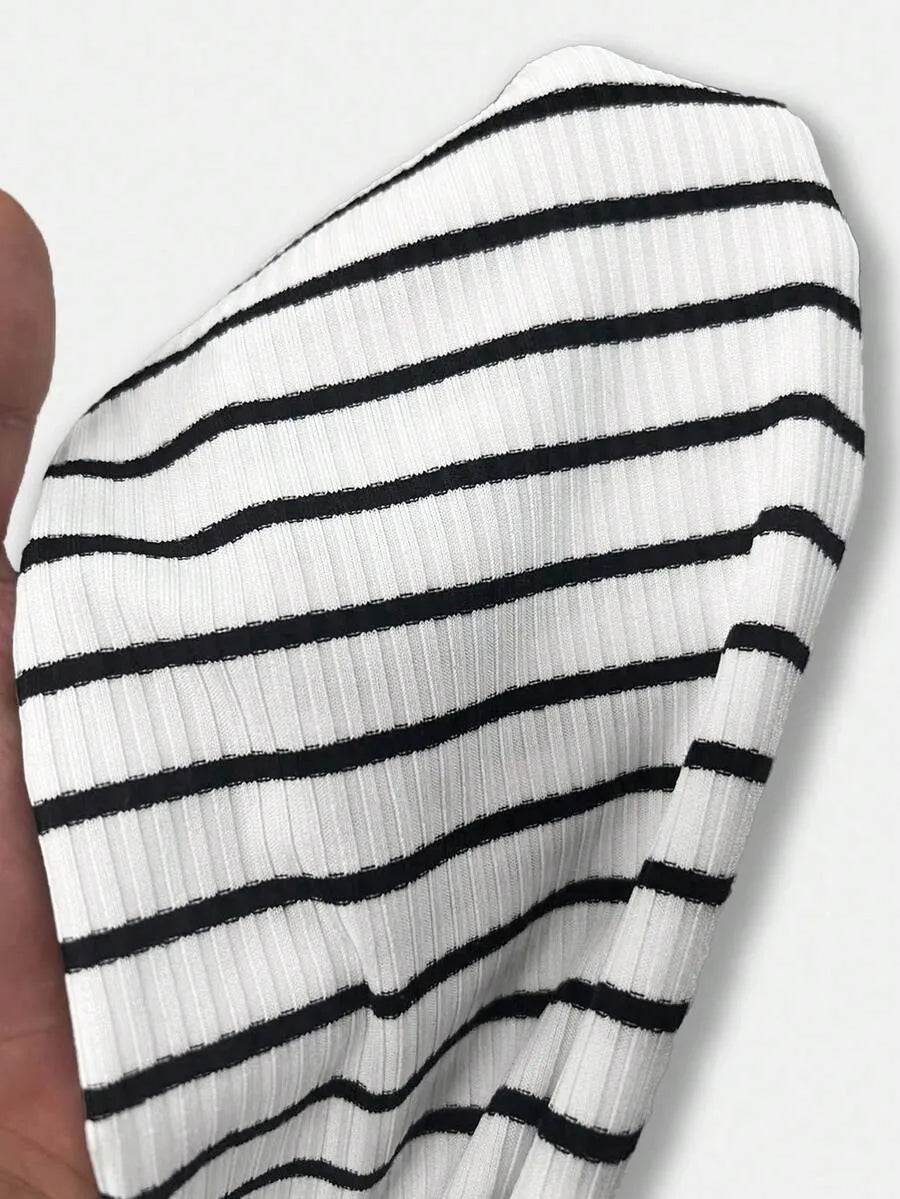 SHEIN LUNE فستان محبوك طويل بياقة بولو وأزرار معدنية وتفاصيل مخططة بالأبيض والأسود