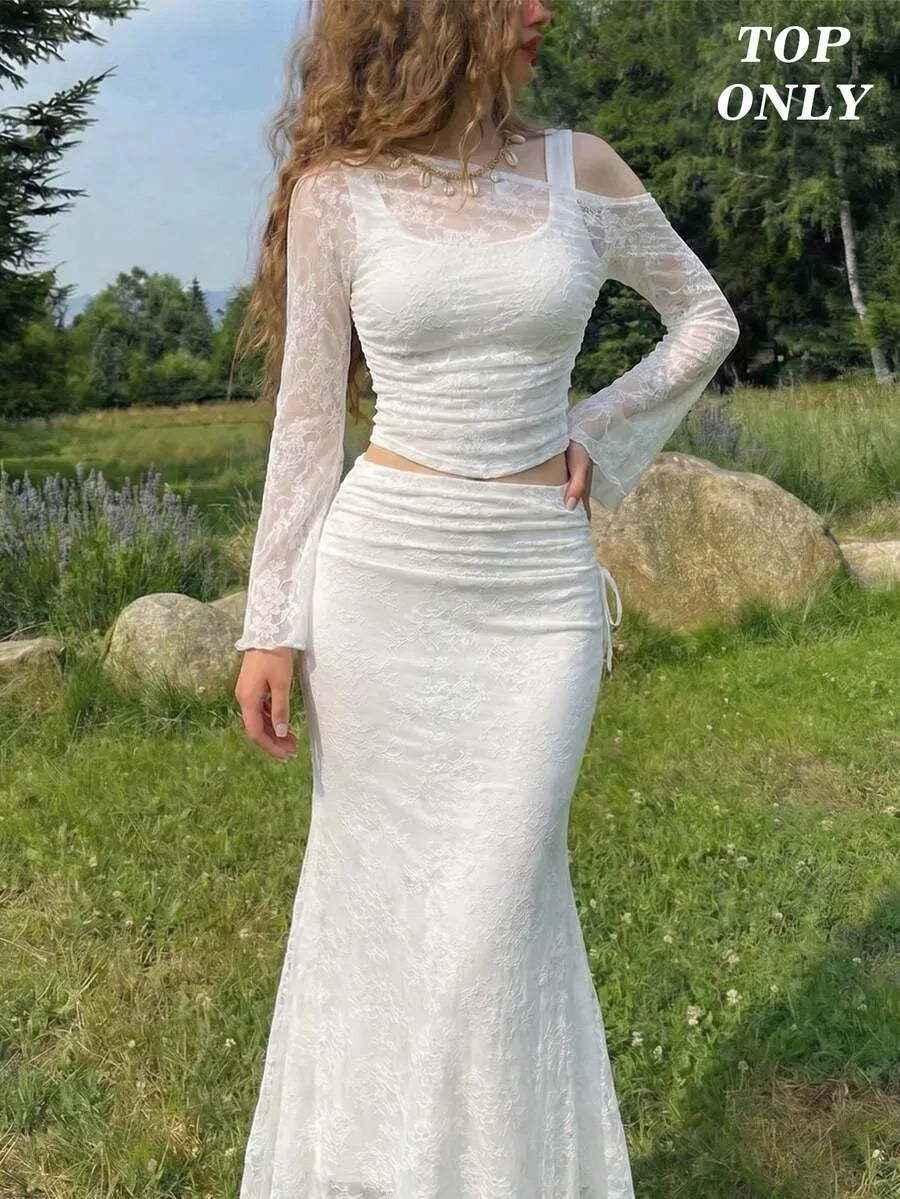 SHEIN MOD توب نسائي قصير بدانتيل وأكمام طويلة مكشوفة الكتفين وواسعة بلون أبيض