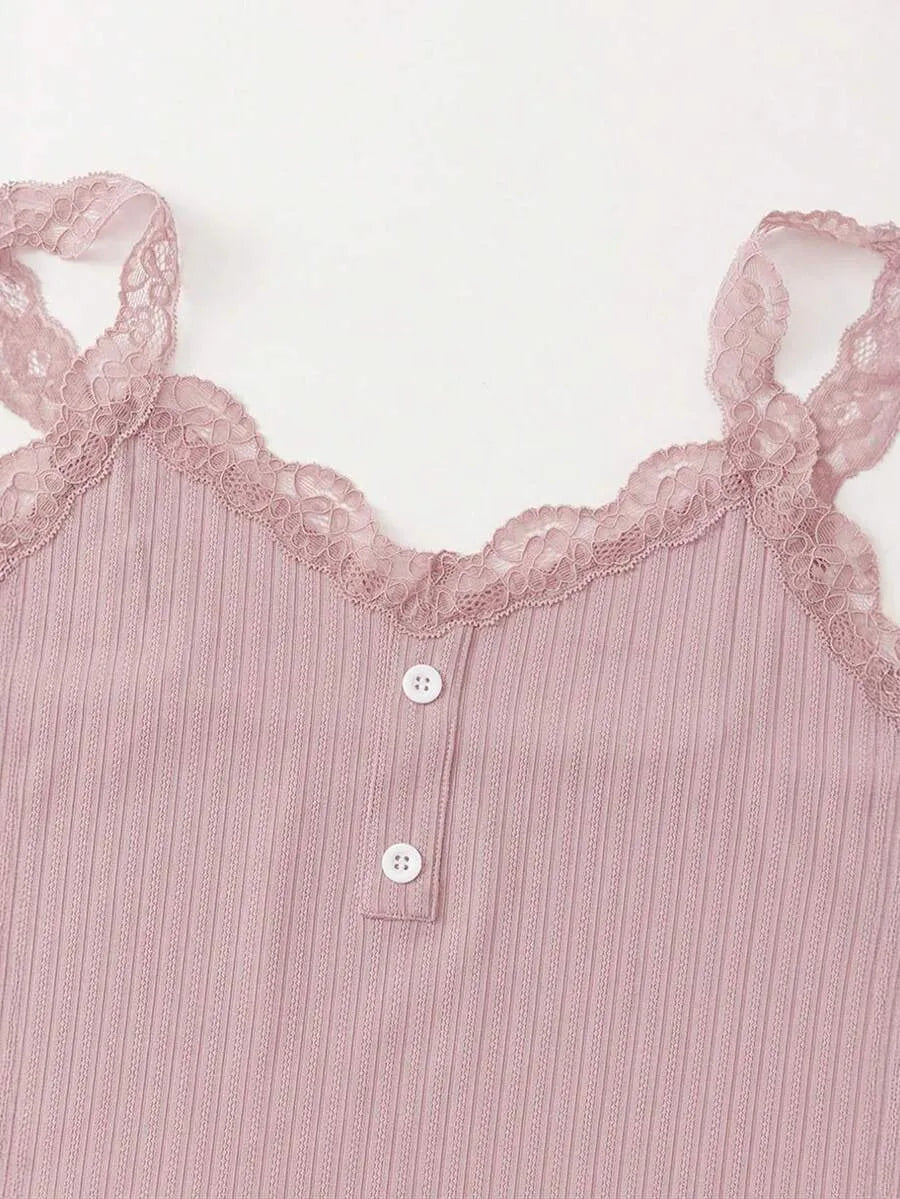 SHEIN ثوب نوم نسائي قصير من الدانتيل بألوان متباينة وبتصميم ضيق بلون وردي