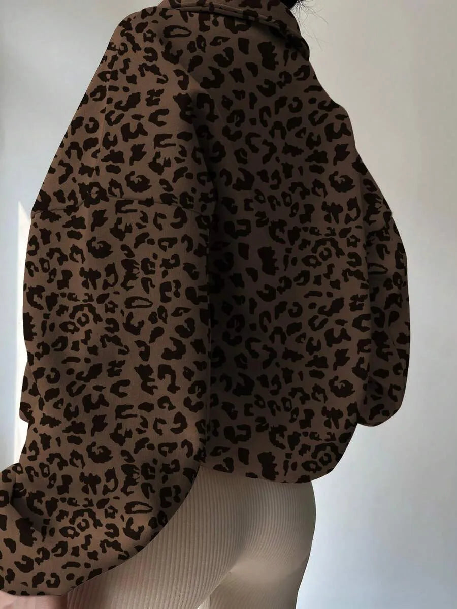 SHEIN INAWLY بلوزة نسائية فضفاضة بطبعة نمر وجيب وسحاب بلون بني شوكولاتة