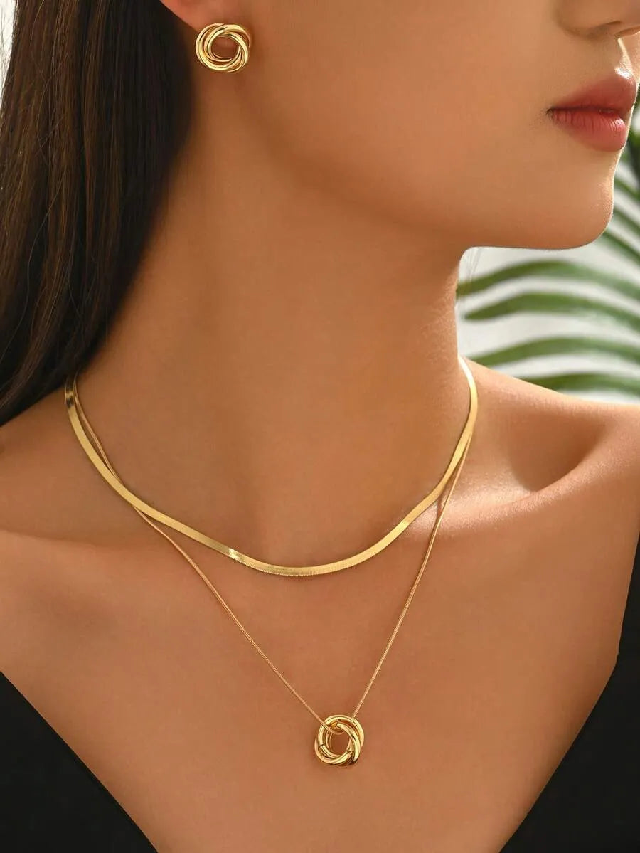 SHEIN طقم قلادة وأقراط نسائي بتصميم سلسلة عظم الثعبان المزدوجة بلون ذهبي