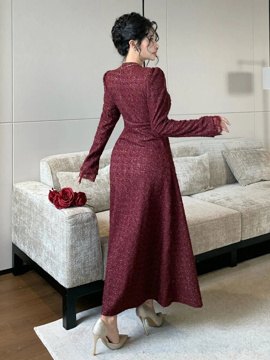 SHEIN DAZY فستان دانتيل طويل بياقة وأكمام بتلات وخصر مشدود بلون عنابي