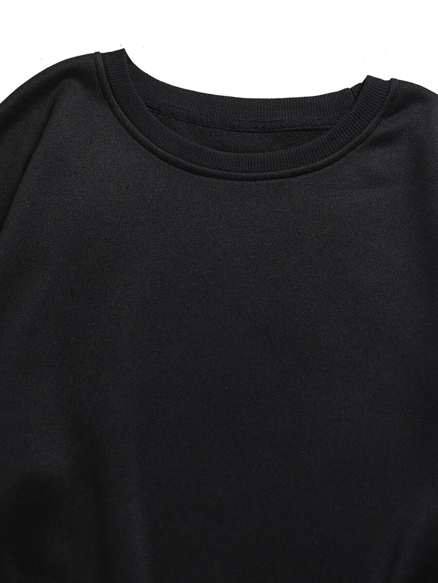 SHEIN IslaSuriya سويت شيرت نسائي سادة بلون الأسود