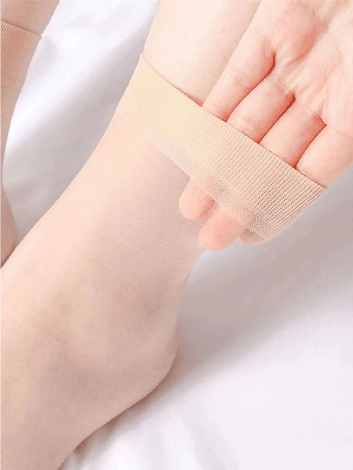 SHEIN جوارب كاحل نسائية سادة ومتعدد الألوان