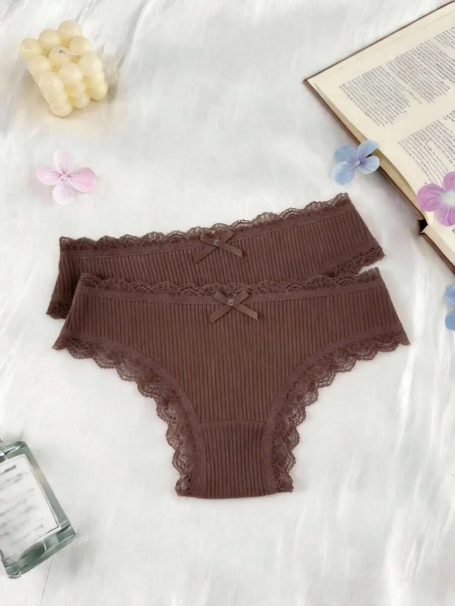 SHEIN DAZY سراويل داخلية نسائية من 5 قطع بحافة دانتيل وخصر منخفض متعدد الألوان