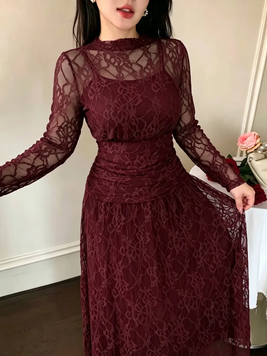 SHEIN Modelyn فستان دانتيل ميدي بياقة دائرية وأكمام بفتحات بلون عنابي